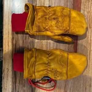 Give’r leather waterproof mittens/ski gloves